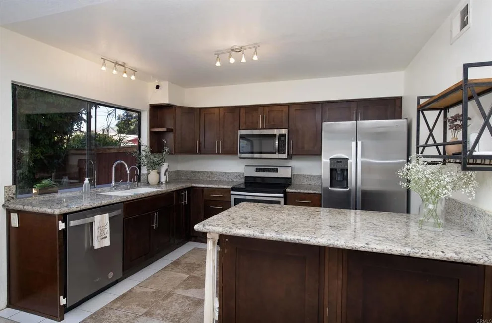 Unit for sale at 2925 Via Libertad, Carlsbad, CA 92010