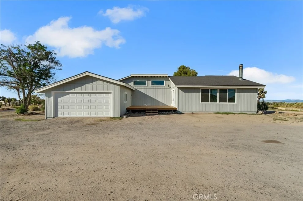 Unit for sale at 3932 Nielson Road, Phelan, CA 92371