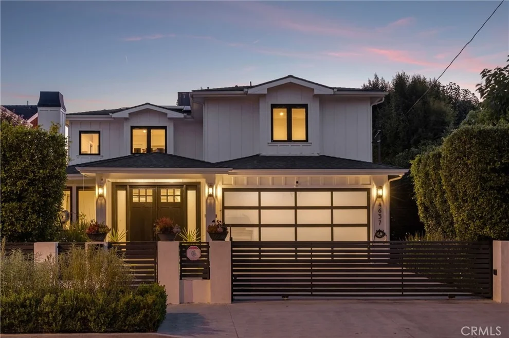 Unit for sale at 4637 Morella Avenue, Valley Village, CA 91607