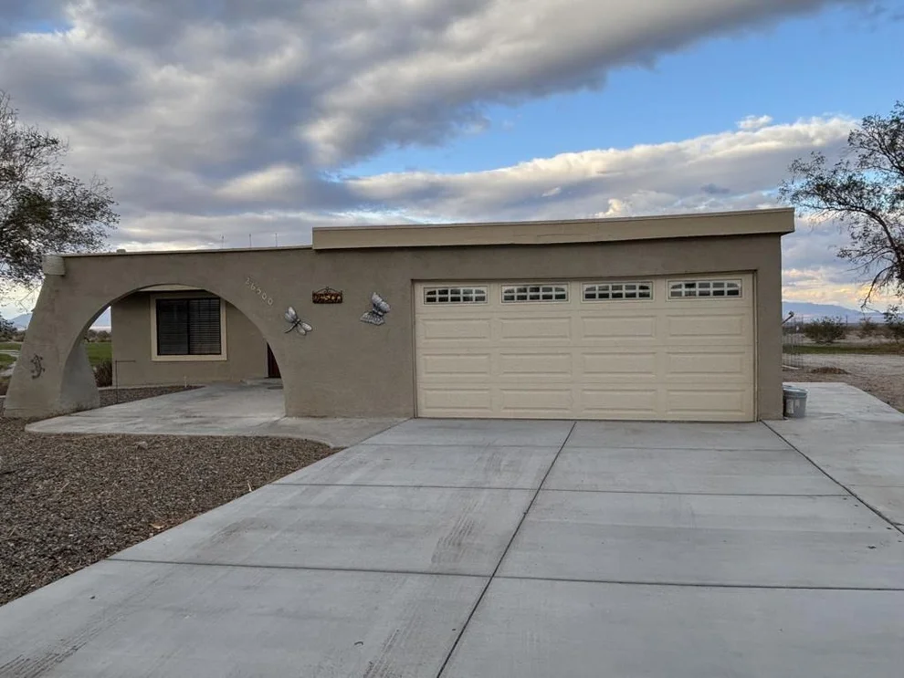 Unit for sale at 26500 Greenvale Way, Desert Center, CA 92239