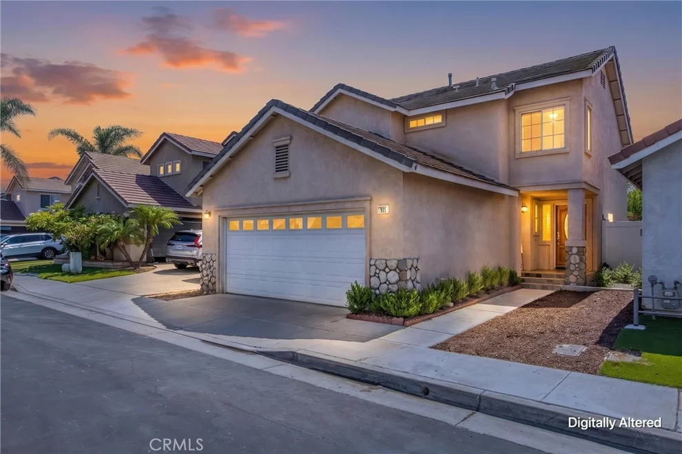 Unit for sale at 921 Blossomcreek Ln, Corona, CA 92878