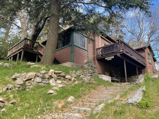 Unit for sale at 25036 Ocean View Drive, Crestline, CA 92325