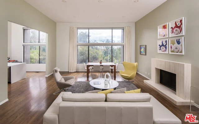 Unit for sale at 2712 LA CUESTA Drive, Los Angeles, CA 90046