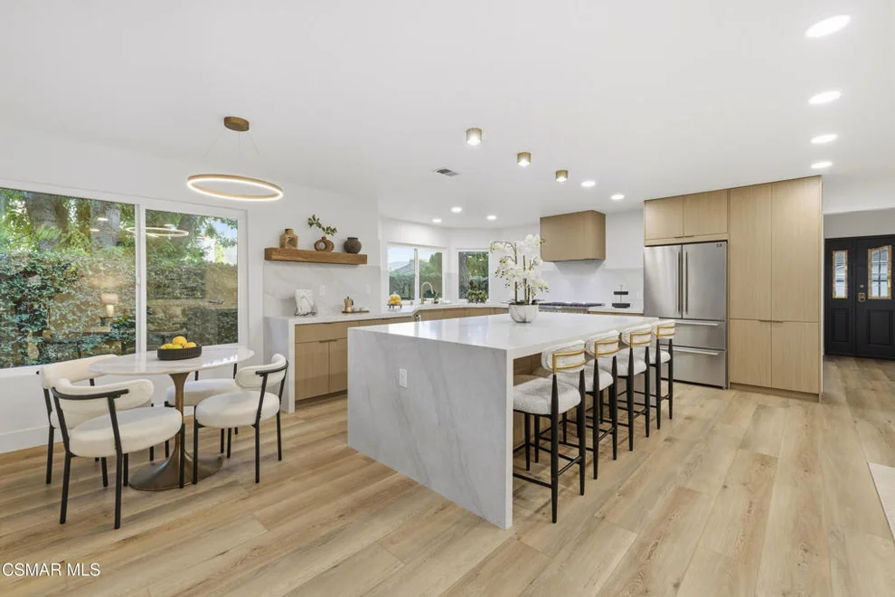 Unit for sale at 5834 Woodglen Drive, Agoura Hills, CA 91301