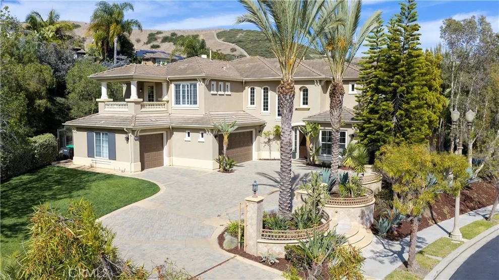 Unit for sale at 6605 Colina Puesta, San Clemente, CA 92673