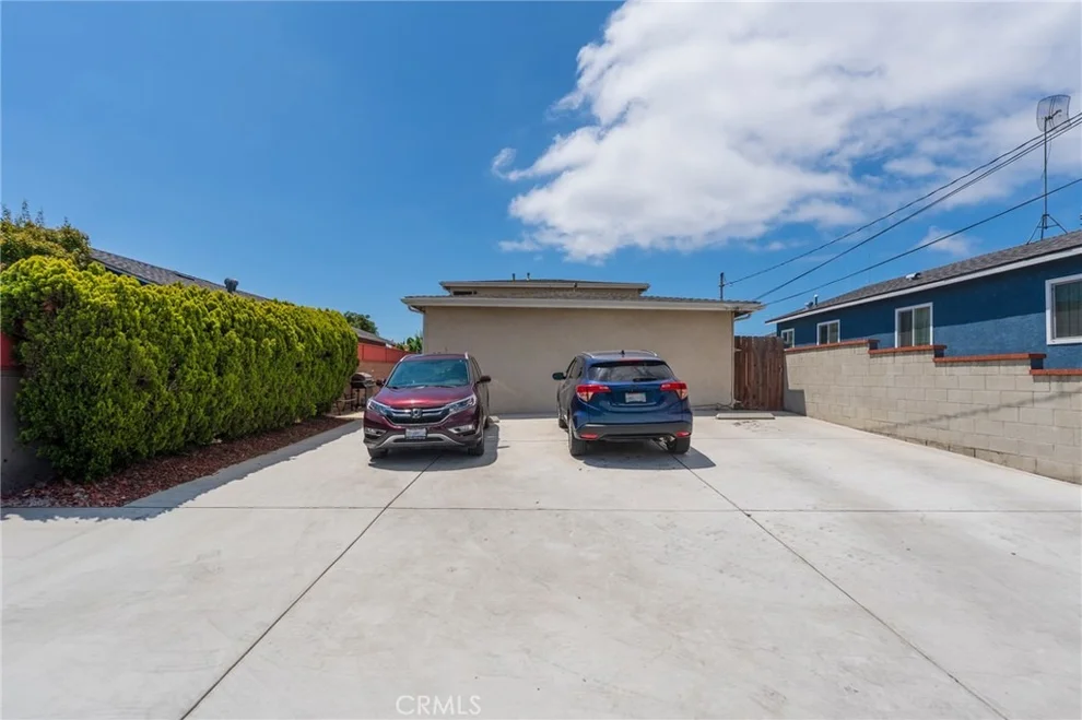 Unit for sale at 851 W Crestwood, San Pedro, CA 90731