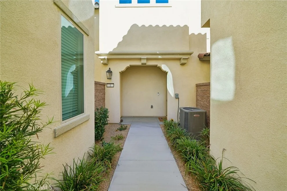Unit for sale at 5254 Wildflower, Fontana, CA 92336