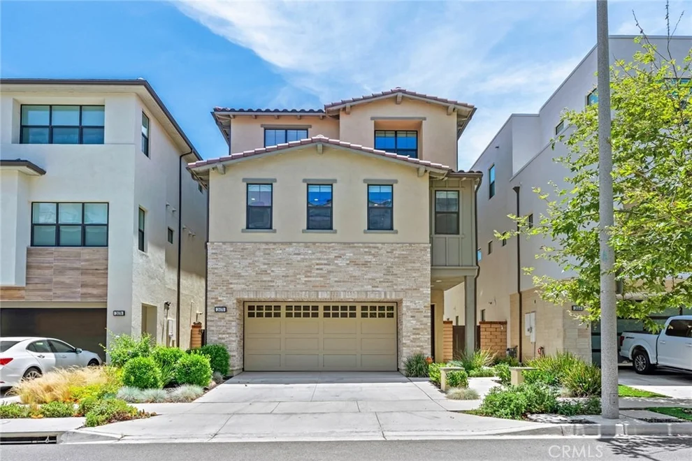 Unit for sale at 26370 Paseo Horizonte, San Juan Capistrano, CA 92675