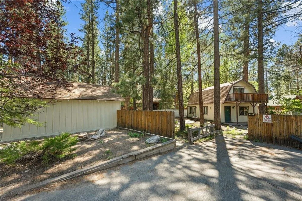 Unit for sale at 880 Jaybird Lane, Big Bear, CA 92315