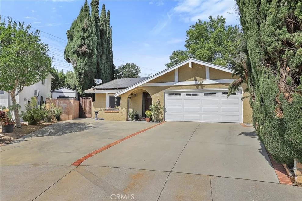 Unit for sale at 18076 Tulsa Street, Granada Hills, CA 91344
