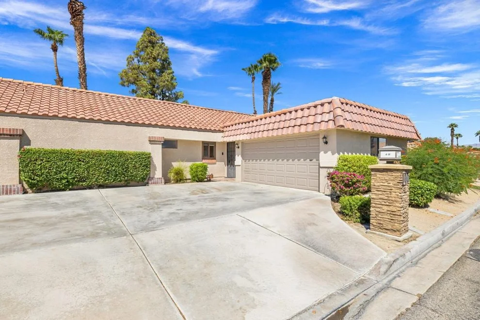 Unit for sale at 40289 Preston Trail, Palm Desert, CA 92211