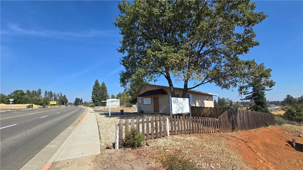 Unit for sale at 5610 Skyway, Paradise, CA 95969