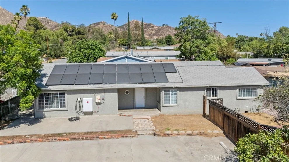 Unit for sale at 32512 Wildomar, Lake Elsinore, CA 92530