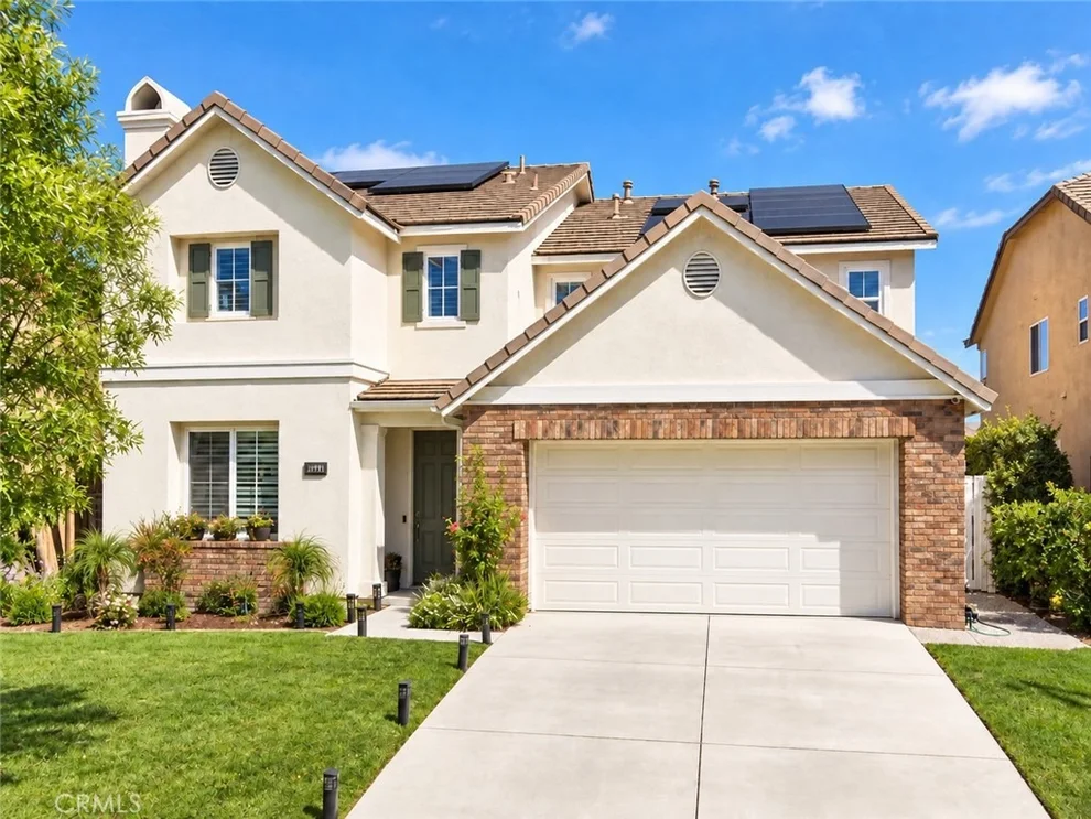 Unit for sale at 17309 Coast Redwood, Canyon Country, CA 91387