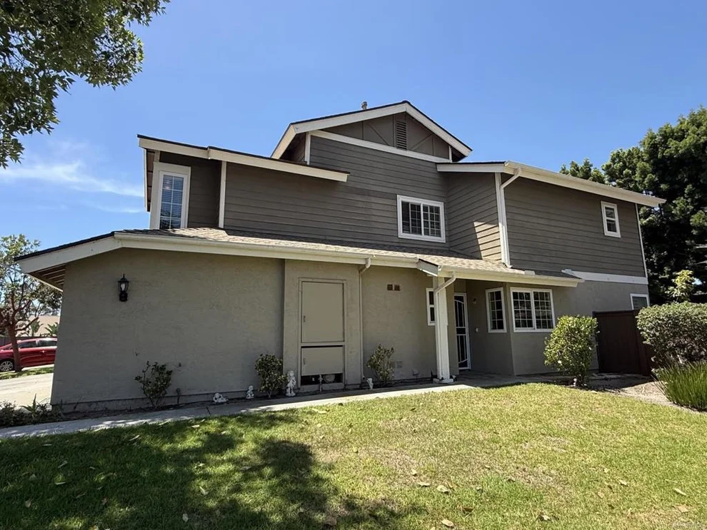Unit for sale at 2980 Ridgefield Avenue, Carlsbad, CA 92010