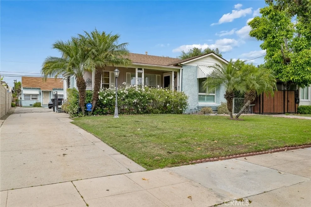 Unit for sale at 423 Raymond Avenue, Glendale, CA 91201