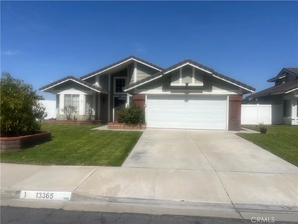 Unit for sale at 13365 March, Corona, CA 92879