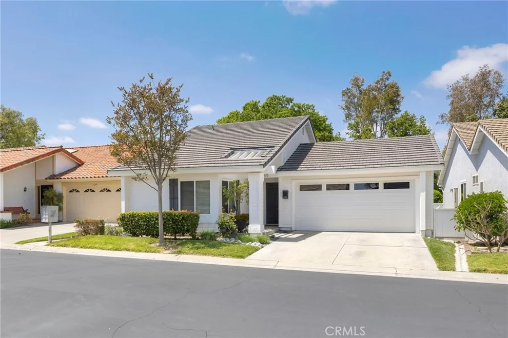 Unit for sale at 23365 Villena, Mission Viejo, CA 92692