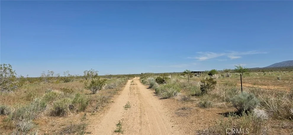 Unit for sale at 0 175th St E W14, Llano, CA 93591