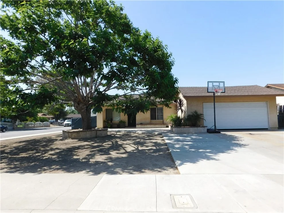 Unit for sale at 1132 Airshire Lane, Pomona, CA 91766
