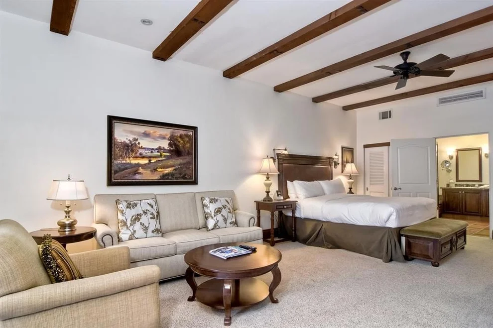 Unit for sale at 7323 Estrella De Mar Rd, Carlsbad, CA 92009