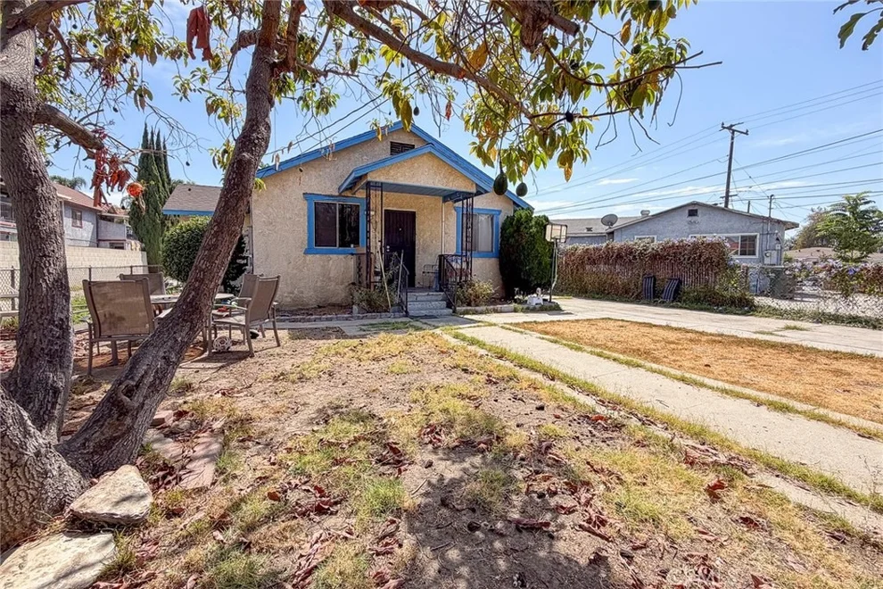 Unit for sale at 1972 Strathmore, San Gabriel, CA 91776