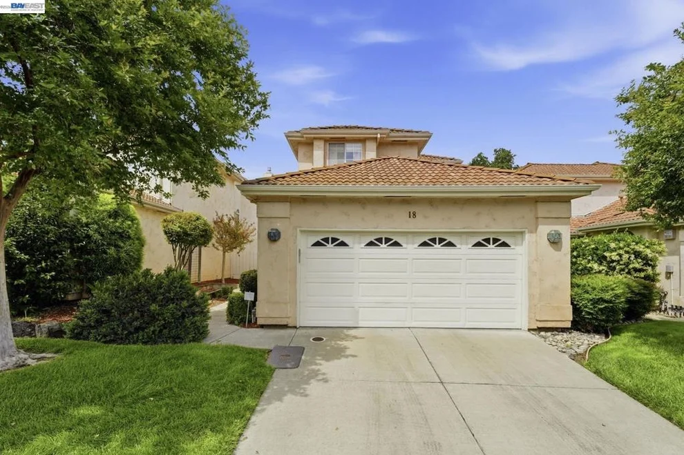 Unit for sale at 1500 Scenic Dr #18, Modesto, CA 95355