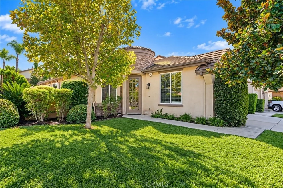 Unit for sale at 32079 Corte Cardoza, Temecula, CA 92592
