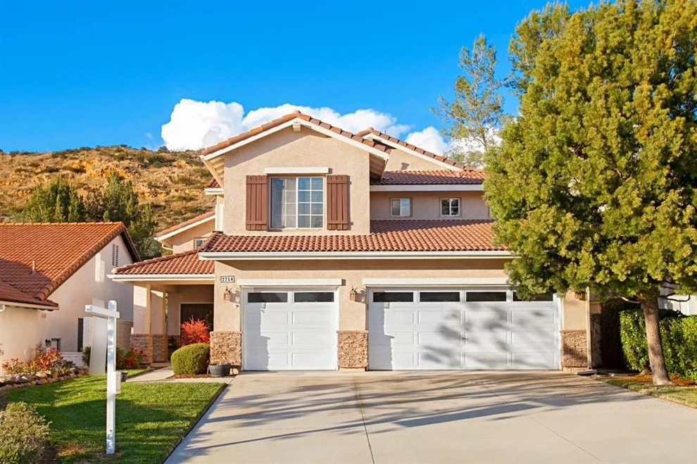 Unit for sale at 2254 Orange Grove Pl, Escondido, CA 92027