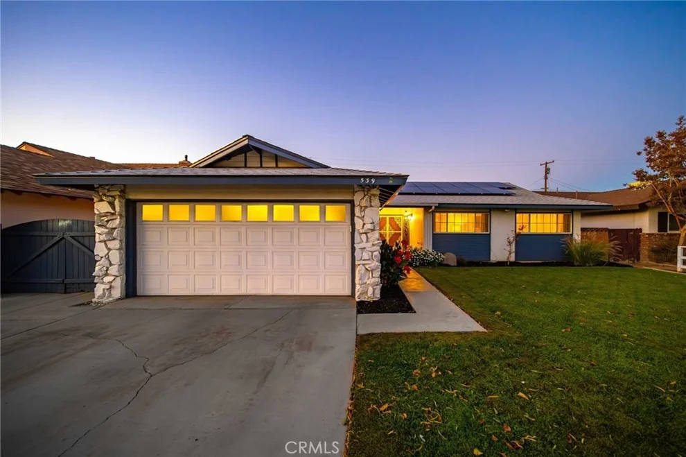 Unit for sale at 539 W Avenue J11, Lancaster, CA 93534