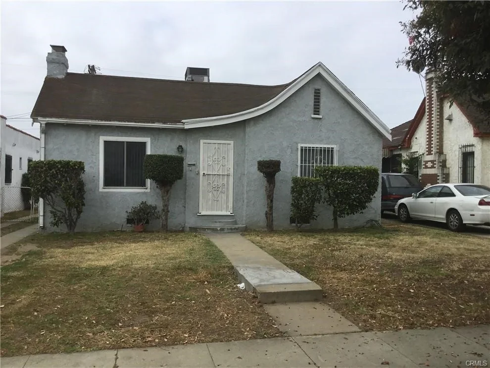 Unit for sale at 2010 W 85th, Los Angeles, CA 90047