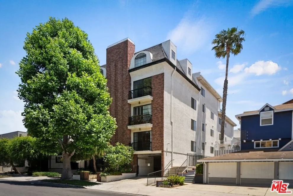 Unit for sale at 10620 Eastborne Avenue, Los Angeles, CA 90024