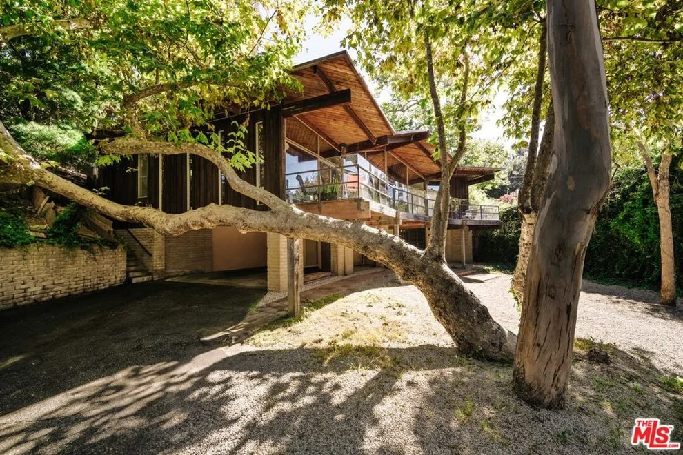 Unit for sale at 630 Hightree Road, Santa Monica, CA 90402