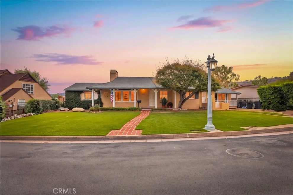 Unit for sale at 1731 La Cresta Drive, Pasadena, CA 91103