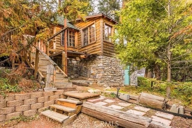 Unit for sale at 168 Craghill Drive, Cedar Glen, CA 92321