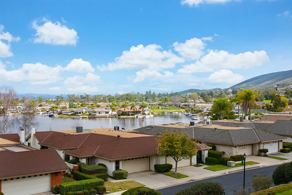 Unit for sale at 1556 Caminito Aguar, San Marcos, CA 92078