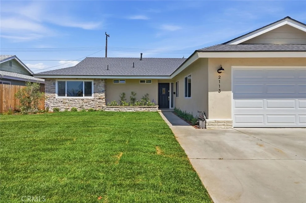 Unit for sale at 2113 S Forest, Santa Ana, CA 92704