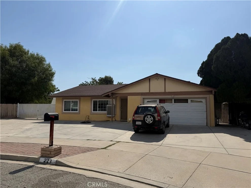 Unit for sale at 223 Glenmont Court, Hemet, CA 92544
