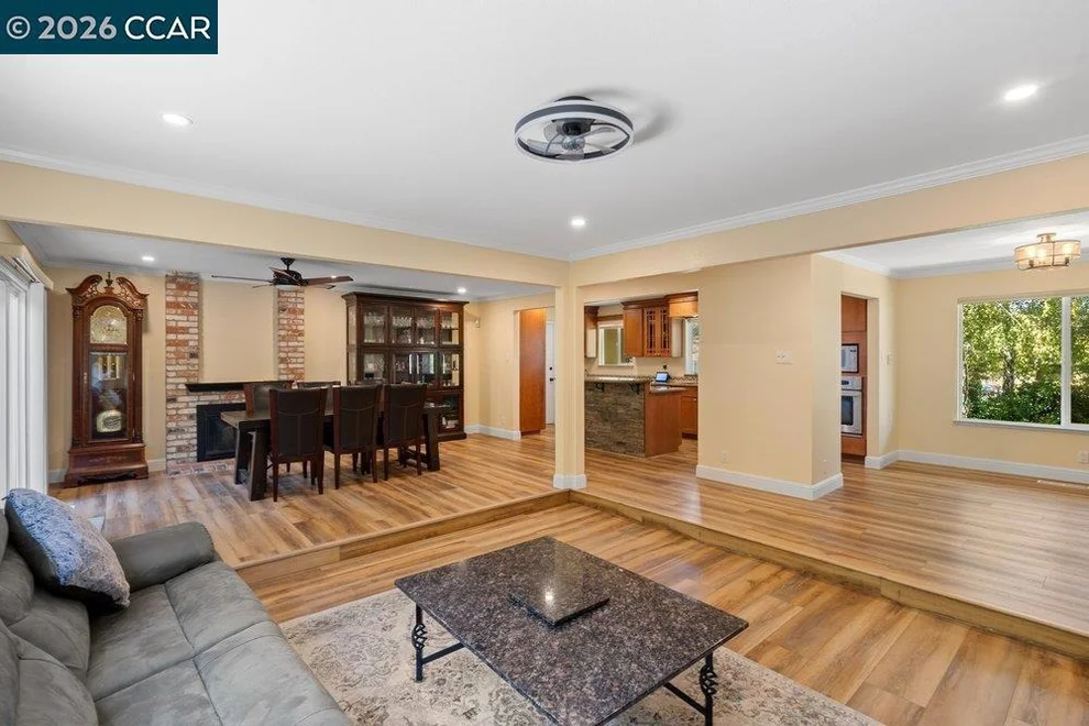Unit for sale at 11 Mt Lee Pl, Clayton, CA 94517