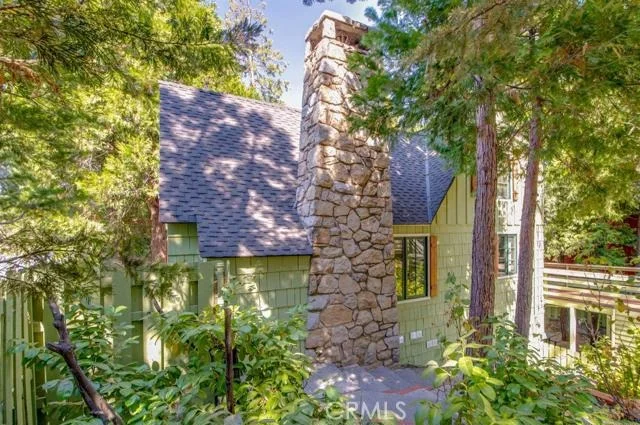Unit for sale at 28772 Cedar Drive, Lake Arrowhead, CA 92352