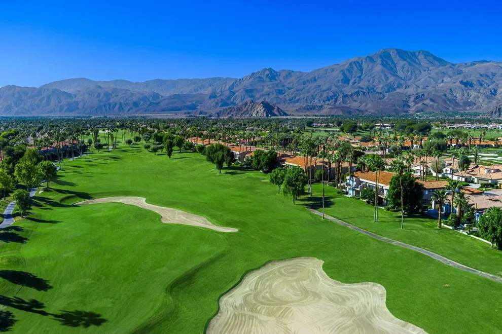 Unit for sale at 55296 Laurel Valley, La Quinta, CA 92253