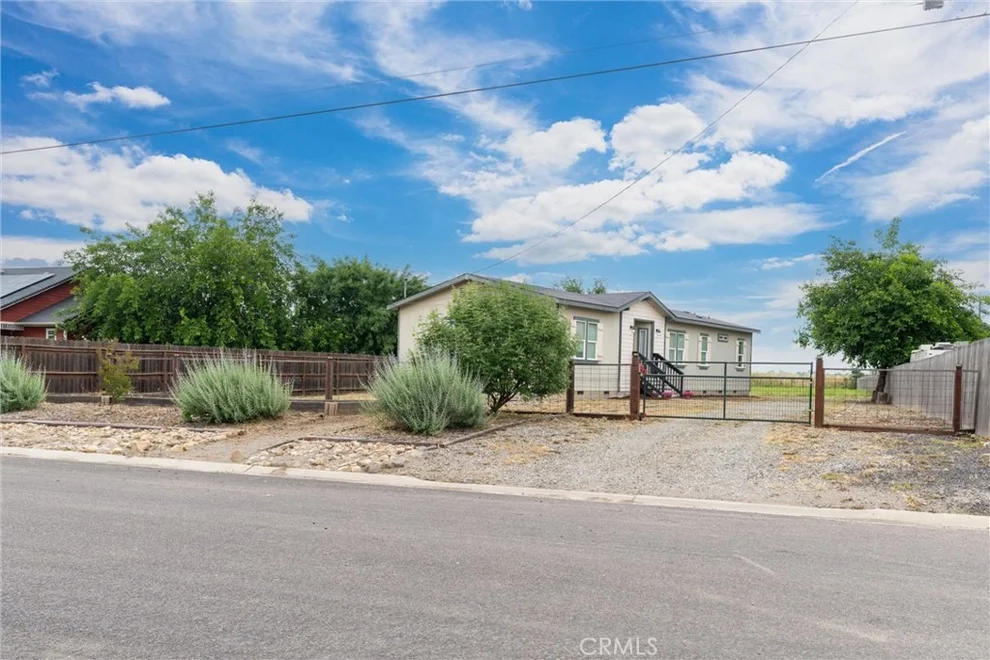 Unit for sale at 466 1st, Willows, CA 95988