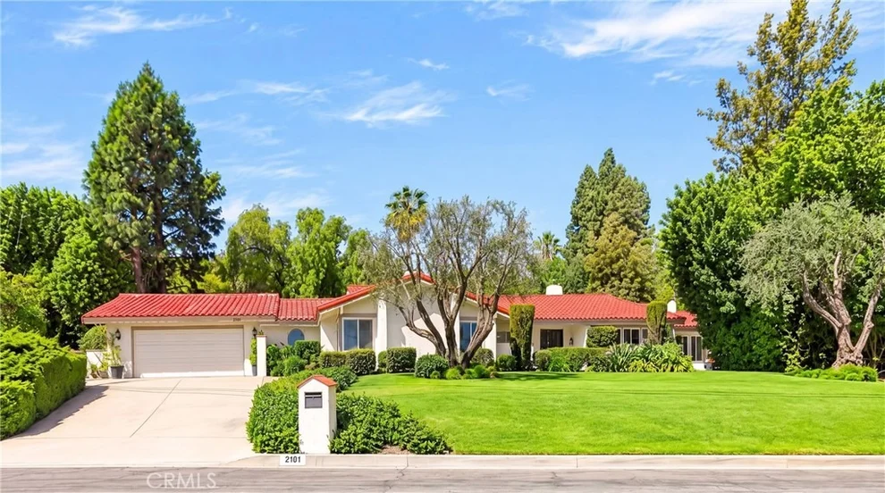 Unit for sale at 2101 Pioneer Avenue, Fullerton, CA 92831