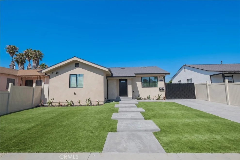 Unit for sale at 223 S Aprilia Ave, Compton, CA 90220
