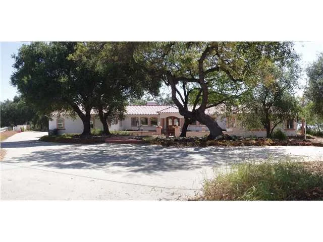 Unit for sale at 43200 Vista Bonita Way, Temecula, CA 92591