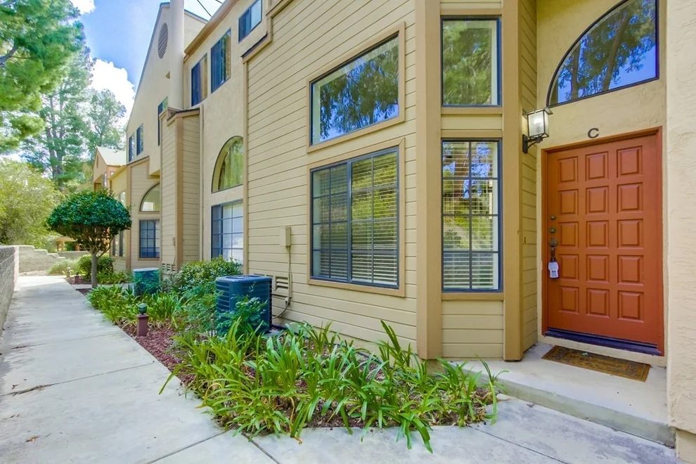 Unit for sale at 9273 Lake Murray Blvd, San Diego, CA 92119
