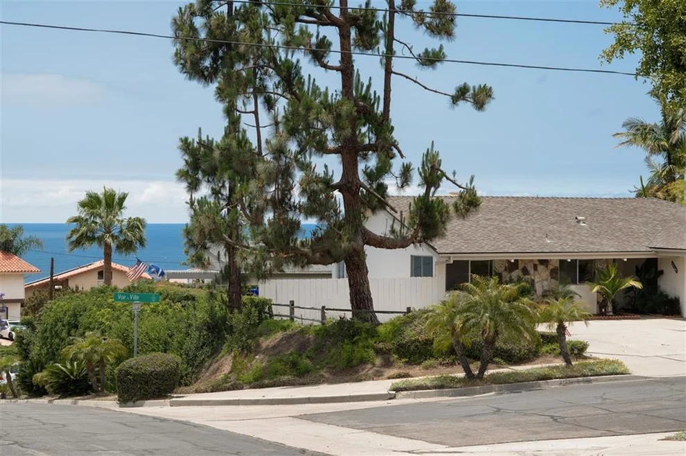 Unit for sale at 1369 Vue de Ville, San Diego, CA 92109