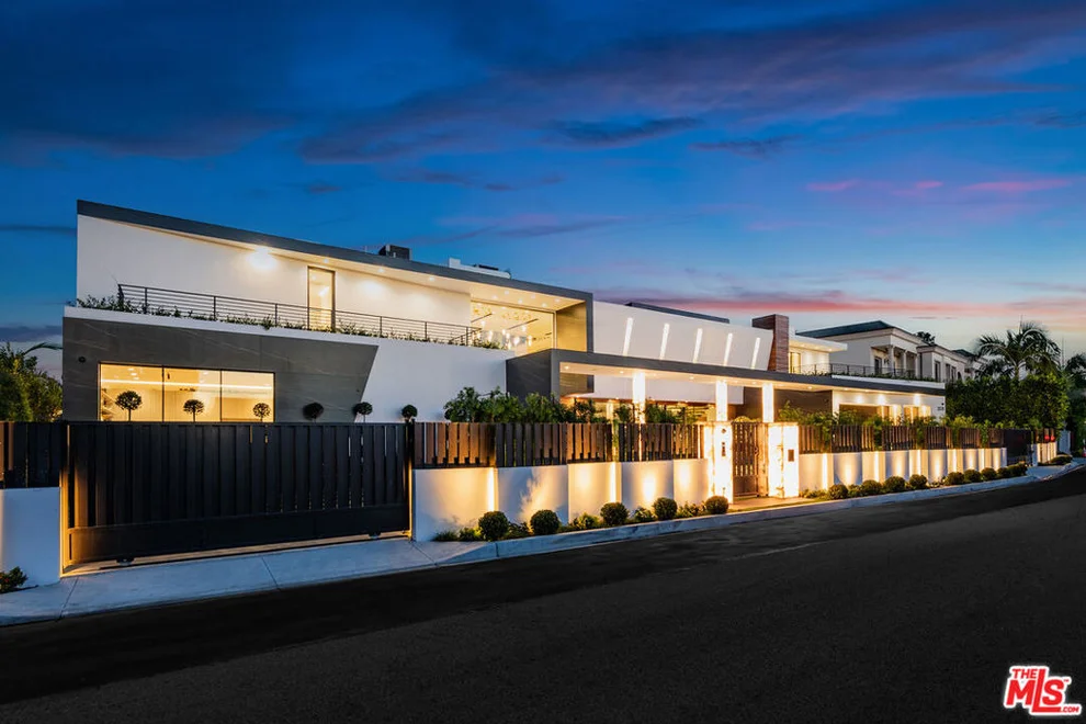 Unit for sale at 2078 Stradella Road, Los Angeles, CA 90077
