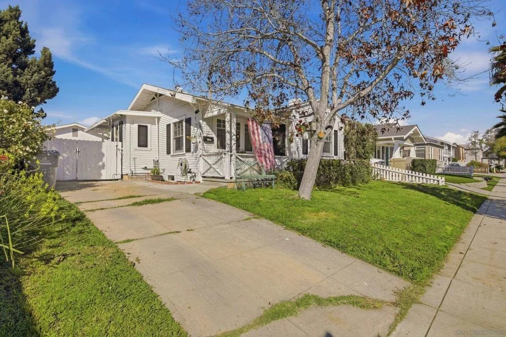 Unit for sale at 4636 40 Cherokee Ave, San Diego, CA 92116