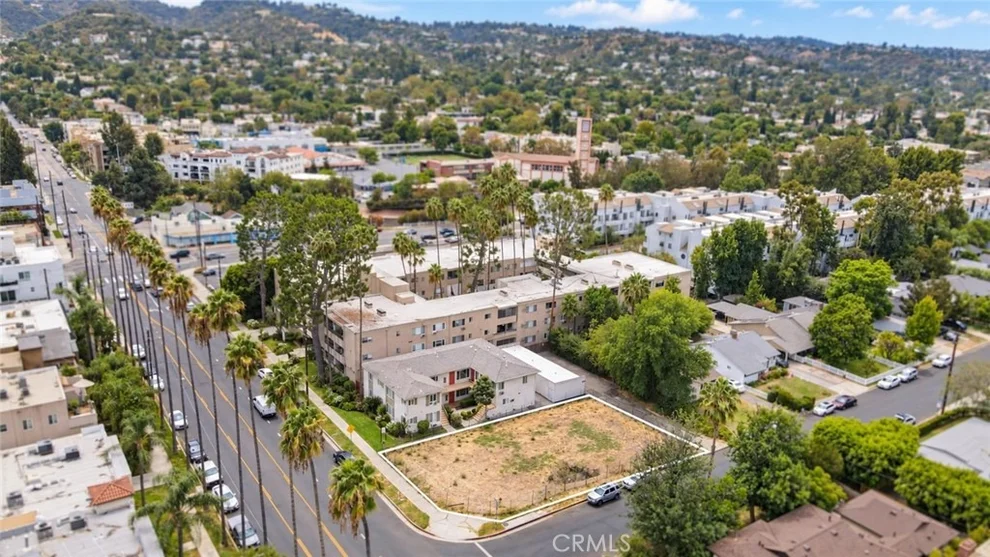 Unit for sale at 13300 Valleyheart Drive N, Sherman Oaks, CA 91423